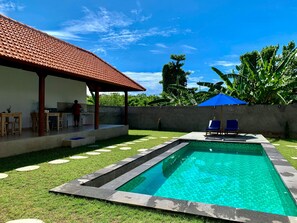 Utomhuspool