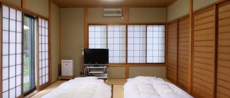 2 habitaciones, escritorio, wifi gratis y ropa de cama