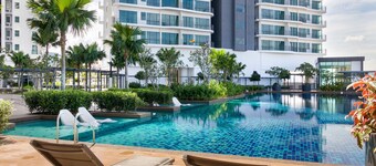 Datum Jelatek Sky Residence KLCC, Five Senses