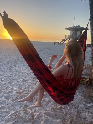 Liegestühle, Strandtücher