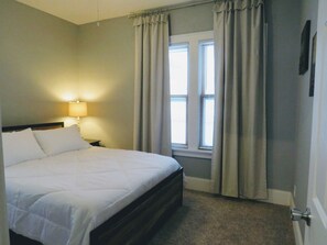 3 bedrooms, free WiFi, bed sheets