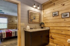 1 camera, ferro/asse da stiro, Wi-Fi gratuito, lenzuola