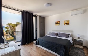 4 Schlafzimmer, Bügeleisen/Bügelbrett, Reisekinderbett, kostenloses WLAN