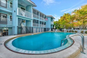 Pool - Coastal Cheer on Anna Maria Island (Bradenton Beach)