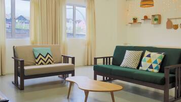 Superior Apartment | Living area | 40-inch Smart TV with digital channels, TV, Netflix