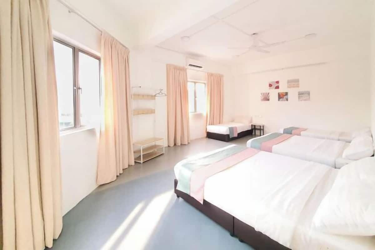 2 Schlafzimmer, Daunenbettdecken, Bügeleisen/Bügelbrett