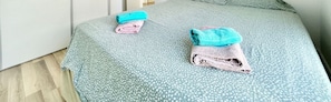 3 bedrooms, free WiFi, bed sheets