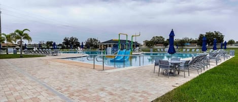 Piscina