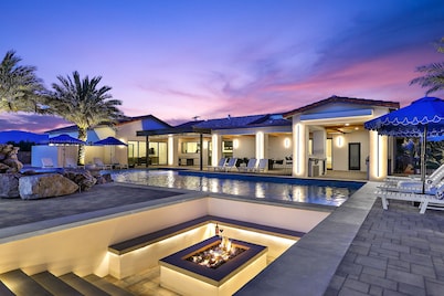 Chateau Giraffe, a unique luxurious estate near Palm Desert & La Quinta