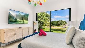 7 bedrooms, iron/ironing board, WiFi, bed sheets