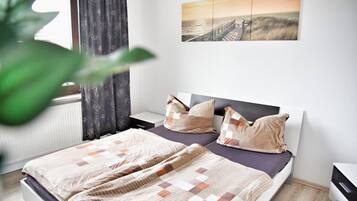 2 bedrooms, free WiFi, bed sheets