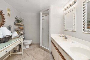 Shower, towels