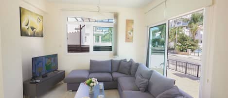 Villa, 3 chambres, piscine privée, vue sur le jardin | Aire de séjour