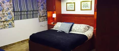 Apartment, 1 Bedroom, Smoking, Patio | 2 bedrooms