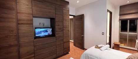 4 bedrooms