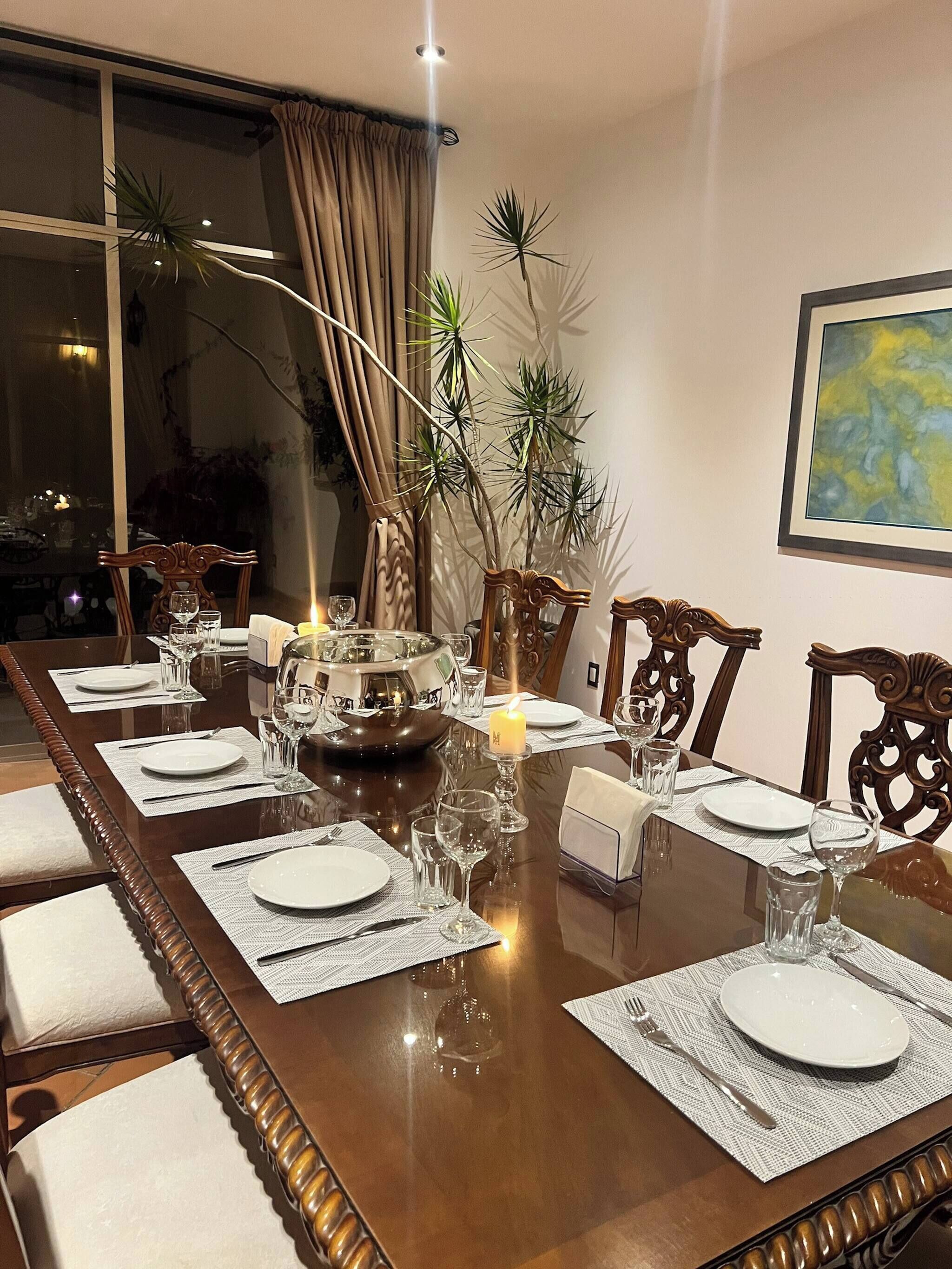 Casa, 4 habitaciones, para fumadores, patio | Restaurantes