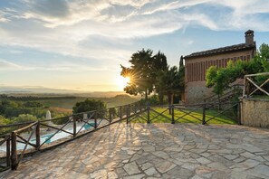 Villa, 2 Schlafzimmer, Raucher, eigener Pool | Unterkunftsgelände