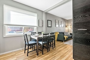 Dining - Renovated 3BR Character Home in the heart of Calgary (Calgary)