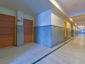 Lobby - ANUVARAT VISHWA BHARTI SOCIETY (Jaipur)