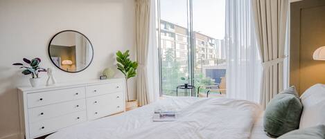 1 bedroom, WiFi, bed sheets