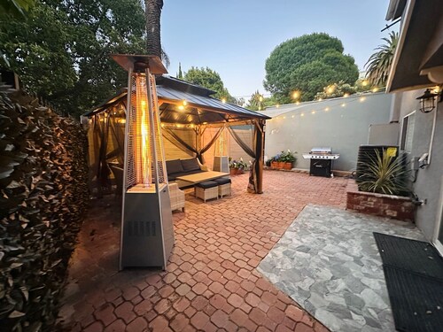 Echo House - The Perfect L.A. Home - Dodger Stadium + DTLA