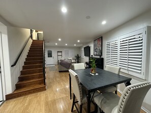 Dining - Echo House - The Perfect L.A. Home - Dodger Stadium + DTLA (Los Angeles)