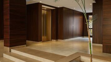 Chalet, 2 Bedrooms, Accessible, Smoking | Interior