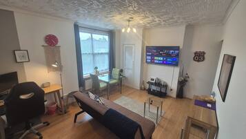 Căn hộ, 1 phòng ngủ | Phòng khách