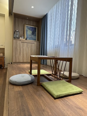 Phòng có thiết kế đặc trưng | 4 phòng ngủ, bộ đồ giường cao cấp, chăn bông, nệm Select Comfort
