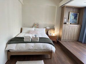 Phòng có thiết kế đặc trưng | 4 phòng ngủ, bộ đồ giường cao cấp, chăn bông, nệm Select Comfort
