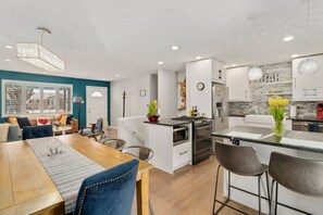 Fridge, microwave, dishwasher, coffee/tea maker