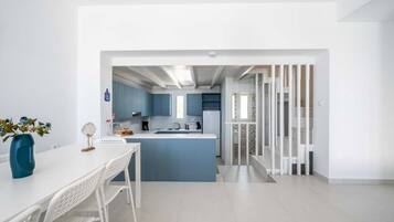 Villa, 4 Schlafzimmer, eigener Pool, Gartenblick | Eigene Küche