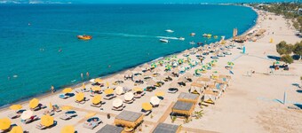 Xenos Villa 7 With a Private Pool Near the sea