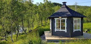 House, 4 Bedrooms, Balcony, Garden View | BBQ/picnic Area - Elvestua House in Nature (Senja)