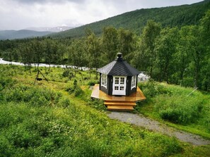 Hus, 4 soverom, balkong, hageutsikt | Grill-/piknikområde