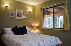 House, 3 Bedrooms, Balcony | 3 bedrooms - Highlandhouse Kid Dog-friendly (Arnold)