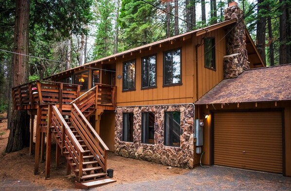 House, 3 Bedrooms, Balcony | Exterior - Highlandhouse Kid Dog-friendly (Arnold)