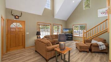 House, 2 Bedrooms | Living area | Streaming services