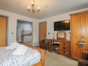 Cottage | 1 bedroom, individually decorated, individually furnished, free WiFi - Vyrnwy Lakeside - Bala Lake (Bala)