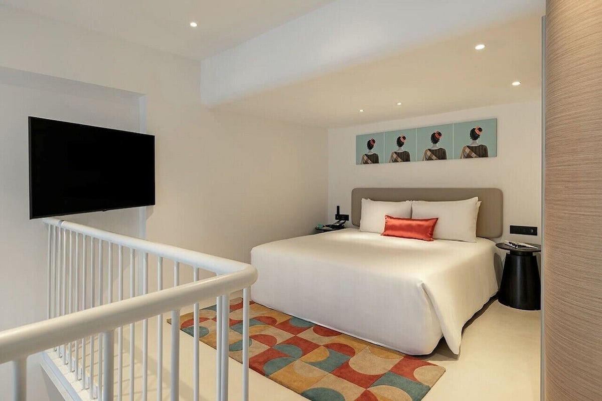 Studio, 1 King-Bett | Minibar, Zimmersafe, schallisolierte Zimmer, Bügeleisen/Bügelbrett