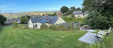 Cottage | Property grounds