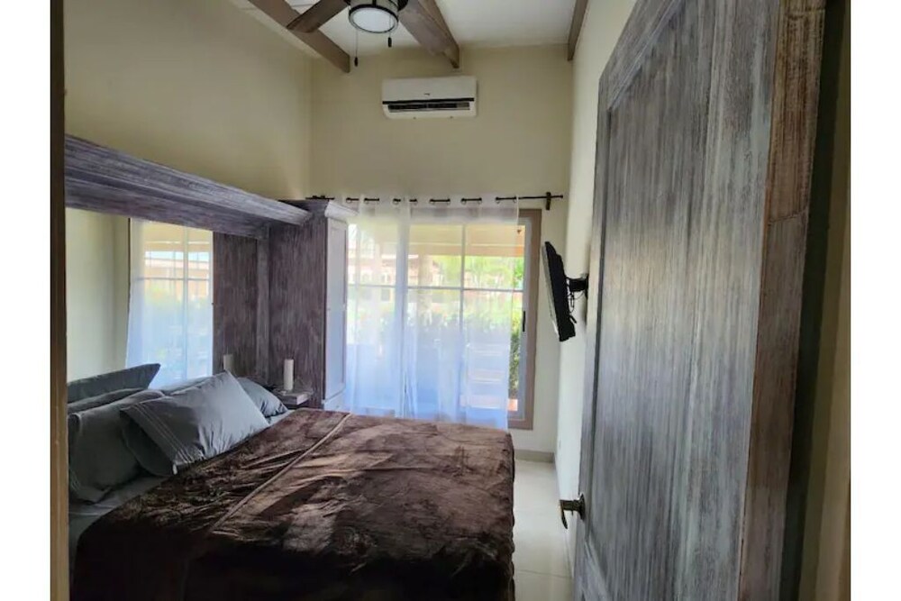 Parasio getaway Pura Vida Jaco Vrbo