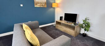 5 Cross Court, Stafford