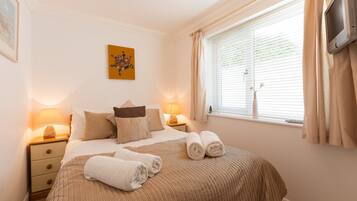 3 bedrooms, individually decorated, individually furnished, free WiFi
