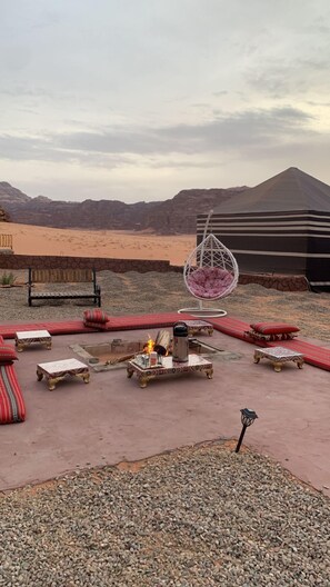 Front of property - Wadi rum sunset camp  (Wadi Rum)