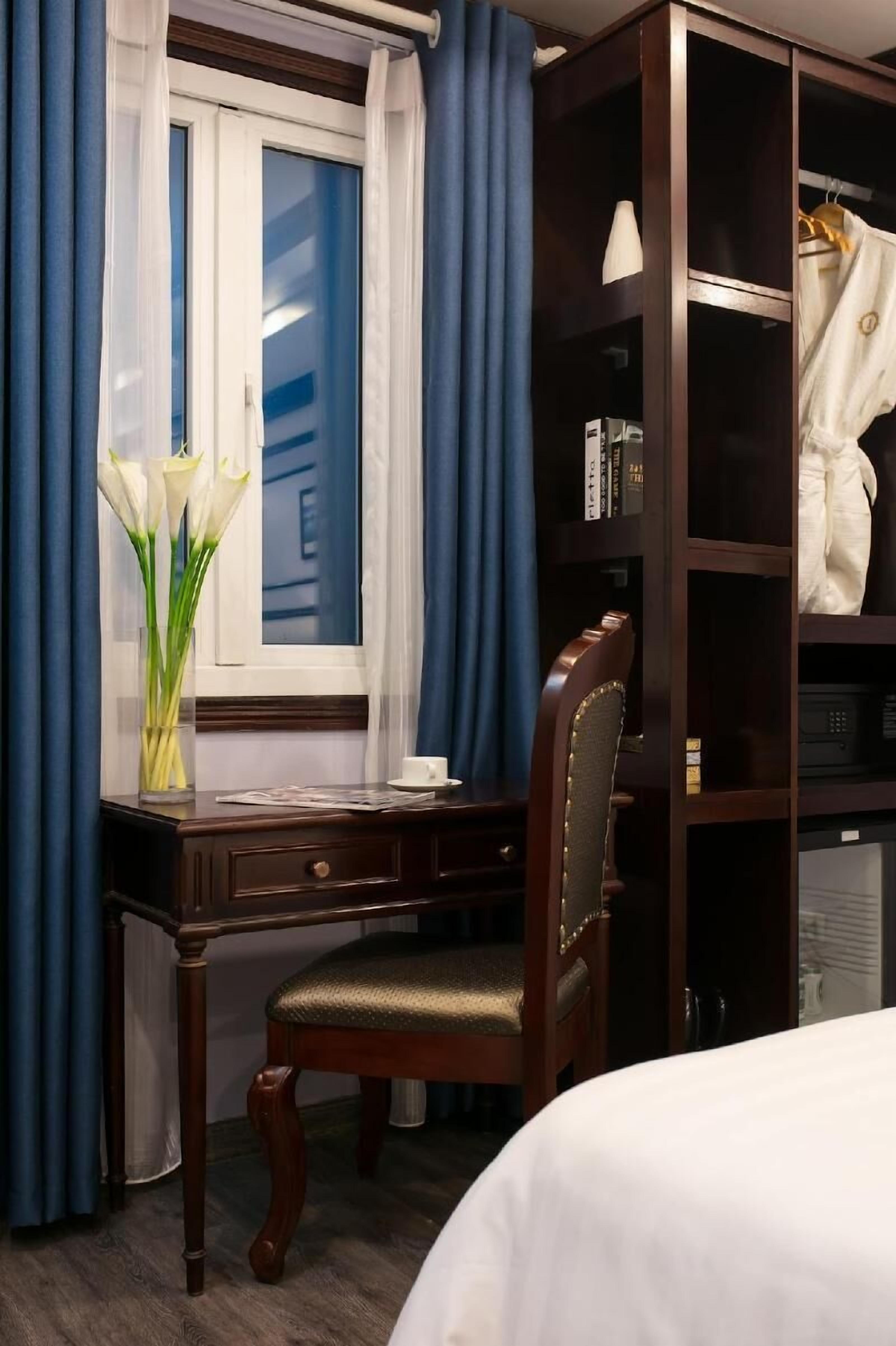 Minibar, in-room safe, desk, blackout curtains