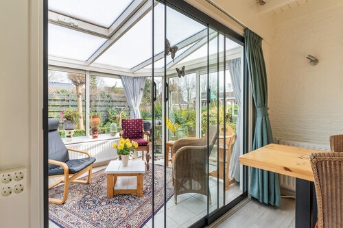 Amazing holiday home in Lauwersoog with sauna