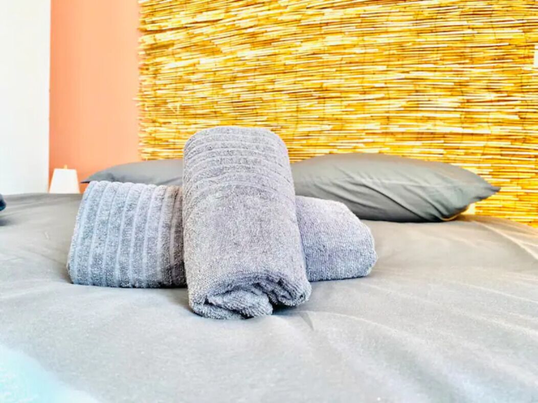 3 Schlafzimmer, Schreibtisch, schallisolierte Zimmer