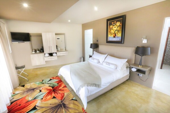 11 bedrooms, Internet, bed sheets