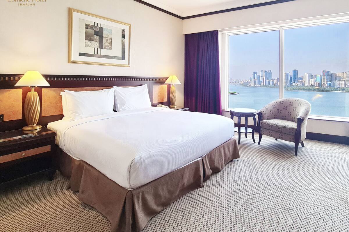 Premium King Room With Lagoon View | Bộ trải giường bằng vải cotton Ai Cập, bộ đồ giường cao cấp 